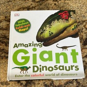 DK Amazing Giant Dinosaurs Book